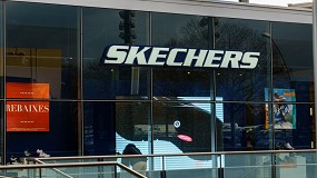 Foto de Skechers deja Wall Street y se vende por 9.400 millones en plena tormenta comercial