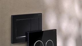 Foto de Modelo round ou square? Gama de placas de descarga Geberit foi reorganizada