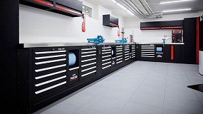 Supreme Floors acude a Industry Live con su loseta de PVC de uso industrial Moduflix