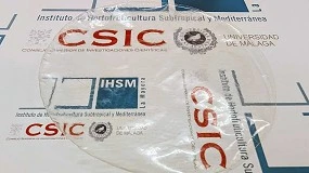 Foto de Un bioplástico de celulosa y cera de abejas como envase alimentario degradable