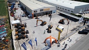 Foto de xito de asistencia y participacin en la jornada de puertas abiertas de ITT CM93 y Case en Granada