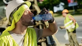 Foto de La ola de calor obliga a reforzar las medidas de prevención en el trabajo