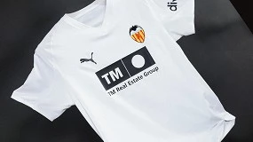 Foto de PUMA y Valencia CF rinden tributo al ‘Blanc i Negre’ y a la ‘Terra de Valentia’