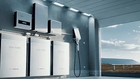 Foto de El almacenamiento con baterías en autoconsumo frena su crecimiento en 2024 pese a sumar 327 MWh instalados