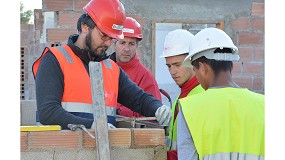 Foto de 675 jvenes mejoran su empleabilidad en construccin gracias al programa '+Empleo Joven' de la Fundacin Laboral de la Construccin