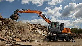 Foto de Develon apresenta nova gama de manipuladores de materiais