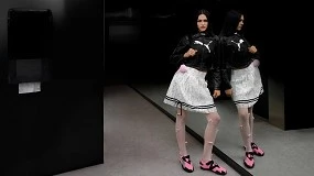 Foto de Amelia Gray y Puma, una combinación de lujo para las nuevas Mostro
