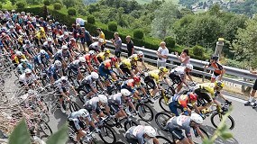 Deceuninck celebra los xitos del equipo Alpecin-Deceuninck en el Tour de Francia 2025 y en la Vuelta Ciclista a Espaa