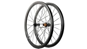 Foto de Progress lanza las Orbit 380 con radios de carbono para road