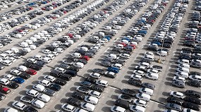 Foto de El saldo comercial de los vehculos espaoles cae un 38,6% en el primer semestre del ao