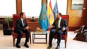 Foto de Asturias e Indra abordan declarar como PIER la nueva planta de vehículos blindados de Gijón