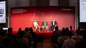 Foto de Aedici comparte en abierto la ponencia El fuego y el vehculo elctrico