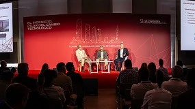 Foto de Aedici comparte en abierto la ponencia ‘El fuego y el vehículo eléctrico’
