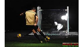 Foto de Saint-Gobain Glass pone a prueba las habilidades de Cristiano Ronaldo