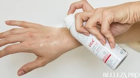 Foto de CICA+ Bruma SOS de Topicrem: la solución dermocosmética que calma, purifica y repara