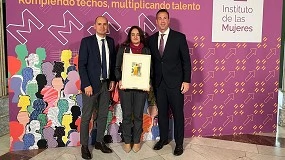 Foto de Saint-Gobain Isover obtm distintivo Igualdade na Empresa com o seu primeiro plano de igualdade
