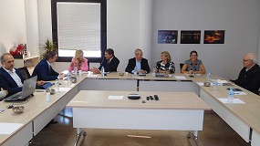 Foto de AIQBE analiza su papel como motor econmico de Huelva con una delegacin del Gobierno Central