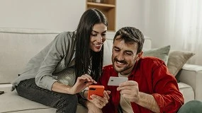 Foto de El 30% de los españoles compra una vez a la semana en el canal online