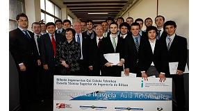 Fotografia de [es] El ETSI de Bilbao entrega los diplomas a la X promocin de su Aula Aeronutica