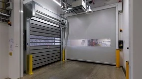 Foto de Puertas resistentes a la presión para la producción de envases primarios seguros