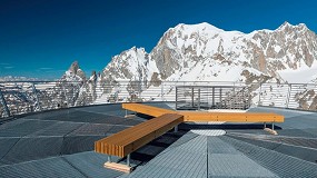 Foto de Los barnices al agua de Milesi afrontan el desaf�o del Mont Blanc