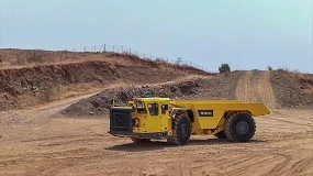 Foto de Epiroc apresenta Minetruck MT33 para minerao subterrnea