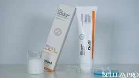 Foto de K-beauty sunscreen es tendencia y Daily Moisturising Sunscreen SPF50+ / PA++++ de POOM Korean Cosmetics está arrasando en ventas