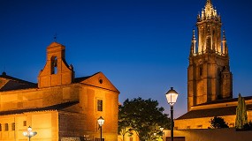 Foto de Ampudia: iluminaci�n cl�sica y eficiente para un conjunto hist�rico de referencia en Castilla y Le�n