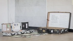 Foto de Studio Banana firma la maleta-oficina del futuro en el proyecto 'Arquitectura Portátil' de Gerflor