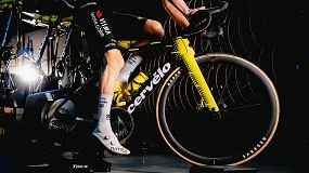 Foto de CamelBak da el salto al WorldTour junto al Team Visma