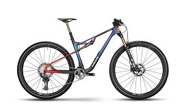 Foto de MMR presenta la Kenta Dakar Edition en honor a Carlos Sainz y Nani Roma