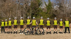 Foto de El 101 Faster Skoda Cycling Team presenta su estructura y colores para la nueva temporada