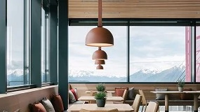 Foto de Plusminus transforma la iluminación del restaurante Cubus en el teleférico Merano 2000