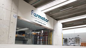 Foto de IA y puertas de ascensor: innovaci�n en modernizaci�n y mantenimiento