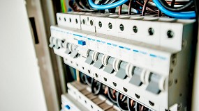 Fenie se re�ne con el Ministerio de Industria y Turismo para abordar los aspectos clave de la actualizaci�n del REBT