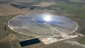 Foto de La termosolar generó 3.691 GWh en 2025, el 32% fue producción nocturna