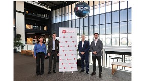 Foto de El Consorci de la Zona Franca y la AIJEC ampl�an su alianza para impulsar el talento joven