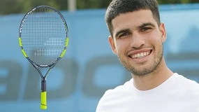 Foto de Babolat acerca el legado de Carlos Alcaraz a los más jóvenes