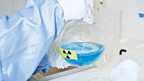 Foto de Una herramienta electrónica actualizada de EU-OSHA simplifica la evaluación de riesgos químicos en el trabajo