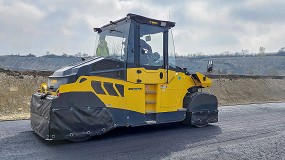 Flexibilidad y eficiencia en el nuevo rodillo de neum�ticos BW 18 RH, de Bomag
