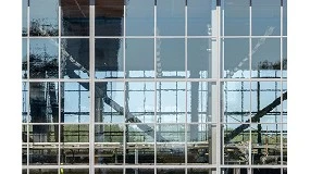 Foto de Aeroporto de Bromma renovado com vidro Fineo da AGC