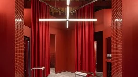 Foto de Alfada Estudio diseña una vinoteca en Sevilla concebida como santuario contemporáneo del vino