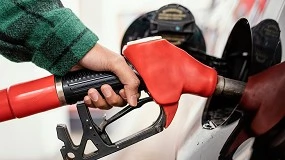 Foto de CEEES propone una reducción temporal de impuestos para paliar los efectos de la guerra en los precios de los carburantes