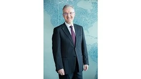 Foto de Davide Cappellino reeleito presidente da Glass for Europe