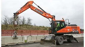 Foto de Develon apoia Amplia Infrastructures em grandes obras de autoestradas em It�lia