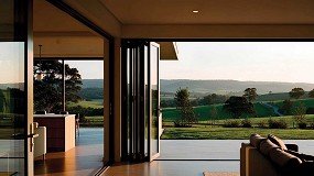 Nueva plegable E-160 de Extrual: la apertura de grandes dimensiones que revoluciona la conexi�n arquitect�nica interior-exterior