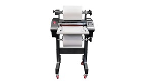 El LAMpro Bobcat S15, de Skandacor, incorpora laminaci�n premium y foil digital en el taller