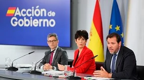 Foto de El Gobierno refuerza el marco legal del transporte por carretera tras el acuerdo con el CNTC