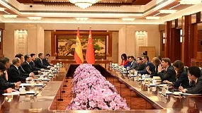 Foto de España y China firman un protocolo que permitirá exportar pistacho al país asiático