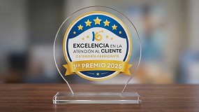 K�mmerling hace entrega del Premio a la Excelencia en la Atenci�n al Cliente